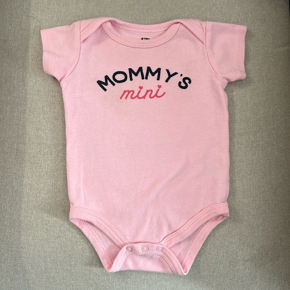 ‼️ SOLD ‼️ Mommy’s mini shirt for baby girl 3-6 months - Picture 1 of 1